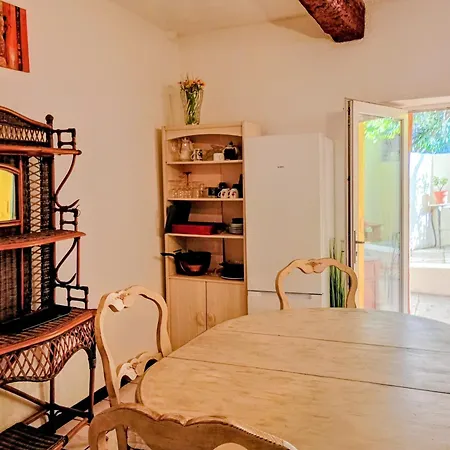 Entier Avec Jardin Agde