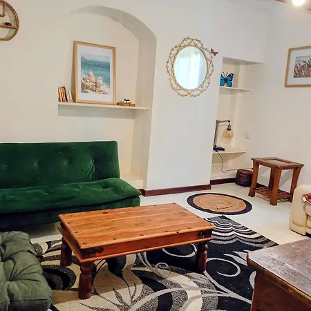 Διαμέρισμα Entier Avec Jardin